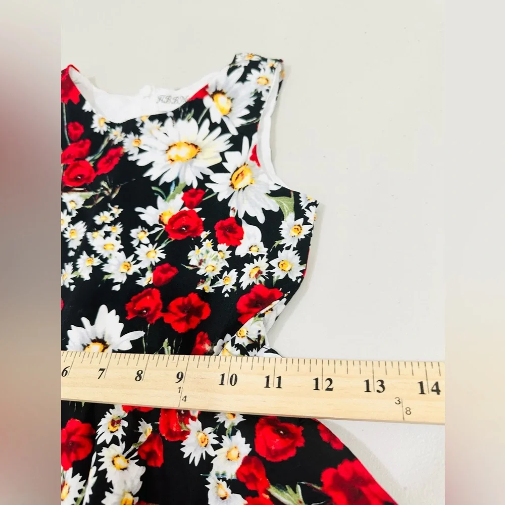 H B B Magic Girls  Dress flowers Lined Size 8 NWT No Belt‎